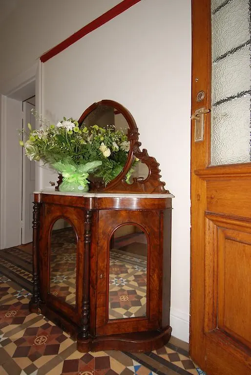 Amber Tree Lodge Cape Town Hostel